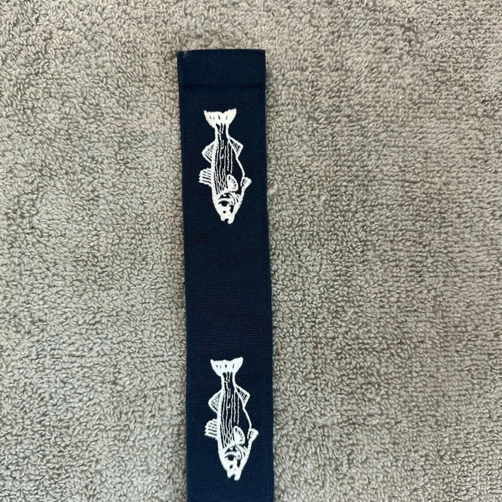 Vineyard Vines Mens Navy Blue Striped Bass Fish Embroidered D-Ring Belt Size M